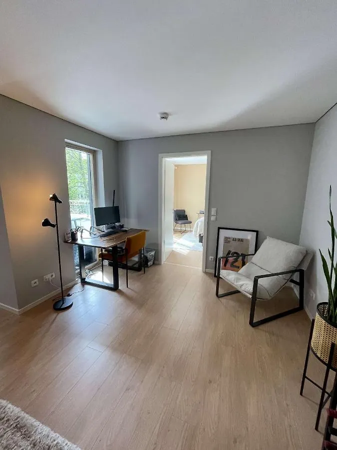 Helle 3-Zimmer-Wohnung Mit Terrasse Frankfurt am Main
