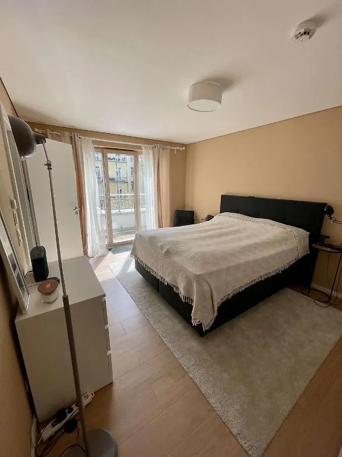 Apartment Helle 3-Zimmer-Wohnung Mit Terrasse Frankfurt am Main Germany
